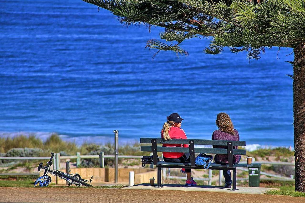 Beachfront @ Scarbs Perth Luaran gambar